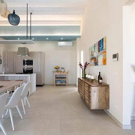 Mora Villa *